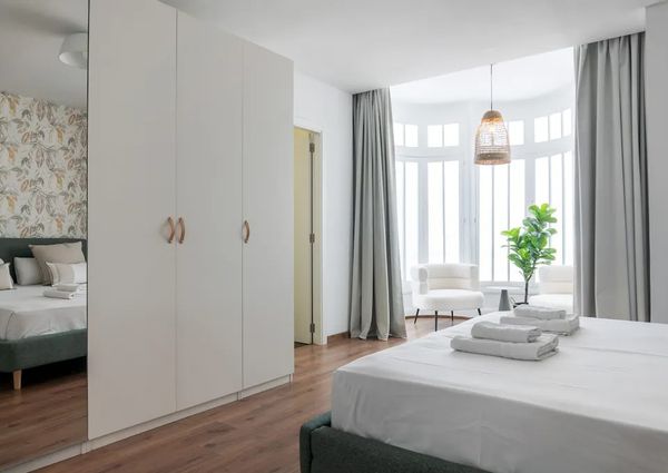Carrer Martí, Valencia, Valencian Community 46005