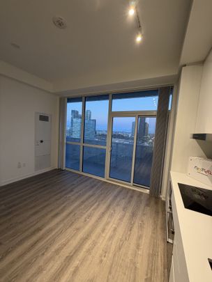 For Lease - 8 Interchange Way Unit# 1606, Vaughan, Ontario - Photo 1