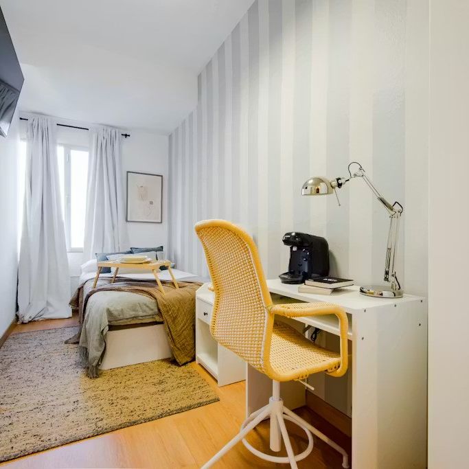 Calle de Mauricio Legendre, Madrid, Community of Madrid 28046 - Photo 1