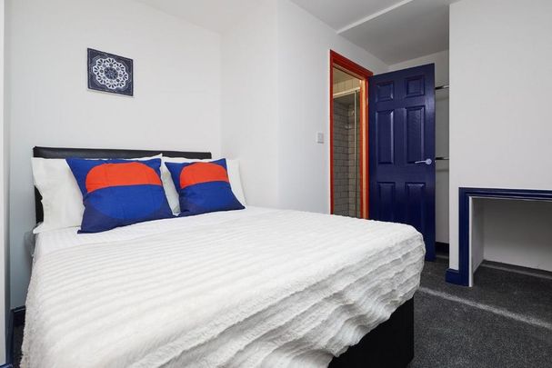 5 bedroom terraced house to rent - Photo 1