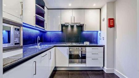 Westferry Circus, London, E14 - Photo 3