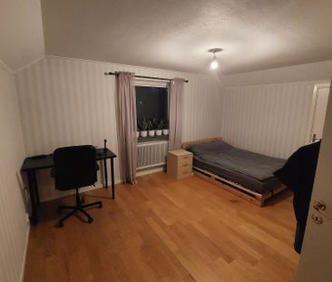 Södra Nissastigen, Smålandsstenar - Foto 3