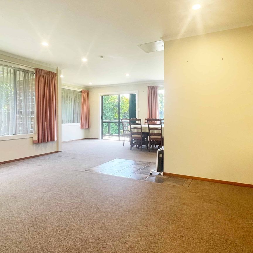 1 Chedworth Ave - Photo 1
