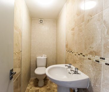 Queen Street, Treforest, Pontypridd - Photo 6