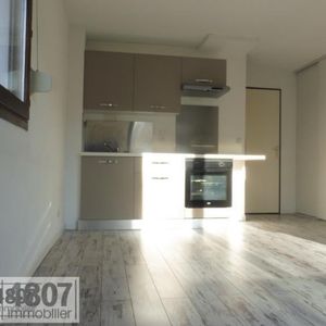 Appartement T2 à louer à Sallanches - Photo 2