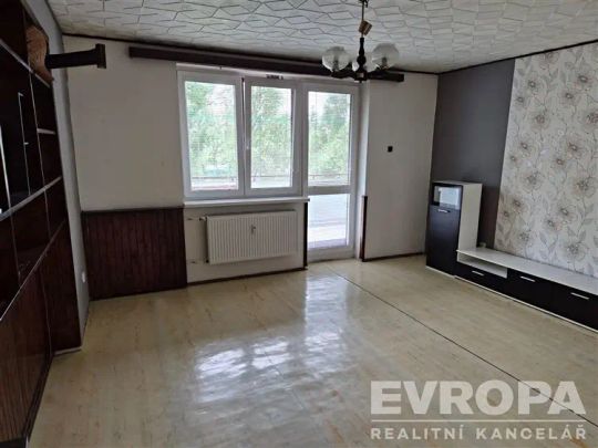 PRONÁJEM BYTU 3 + 1 + balkon + sklep - Фото 1