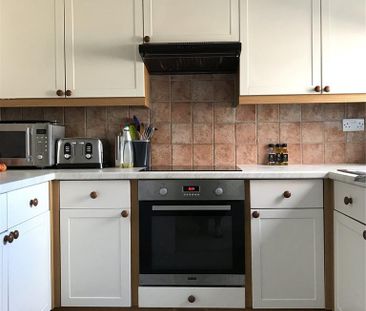 2 bedroom apartment to rent - Photo 6