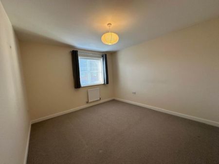 3 bedroom detached house to rent - Photo 2