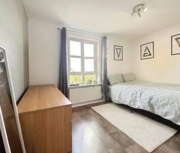 1 bedroom Apartment to let - Photo 3