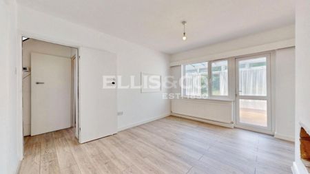 Greenford Road, UB6 - Photo 3