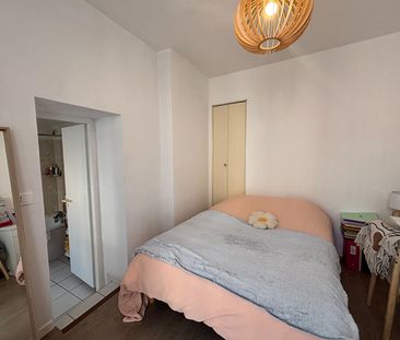 Location Appartement 2 pièces 38m² - Photo 5