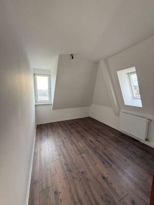 Kleine Renovierte 2Raum Dachgeschosswohnung in Hartenstein ab sofort zu vermieten - Foto 1