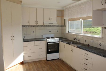 Quiet Surrounds - Photo 5