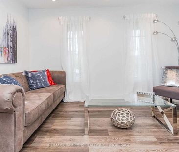 For Lease - 49 Convoy Crescent, Vaughan, Ontario - Photo 4