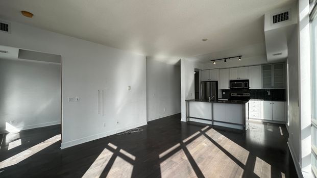 For Lease - 438 King Street Unit# 911, Toronto, Ontario - Photo 1