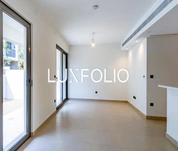 Fully Upgraded | Great Location | Available Now - Photo 6