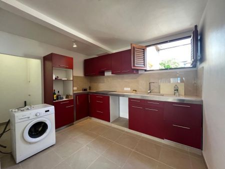 Location Maison 98.31m² 4 pièces Fort de france - Photo 5