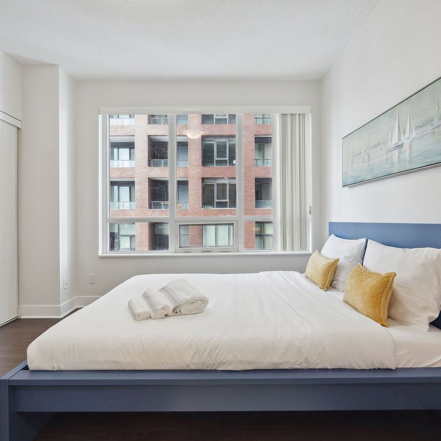 For Lease - 28 Linden Street Unit# 2708, Toronto, Ontario - Photo 1