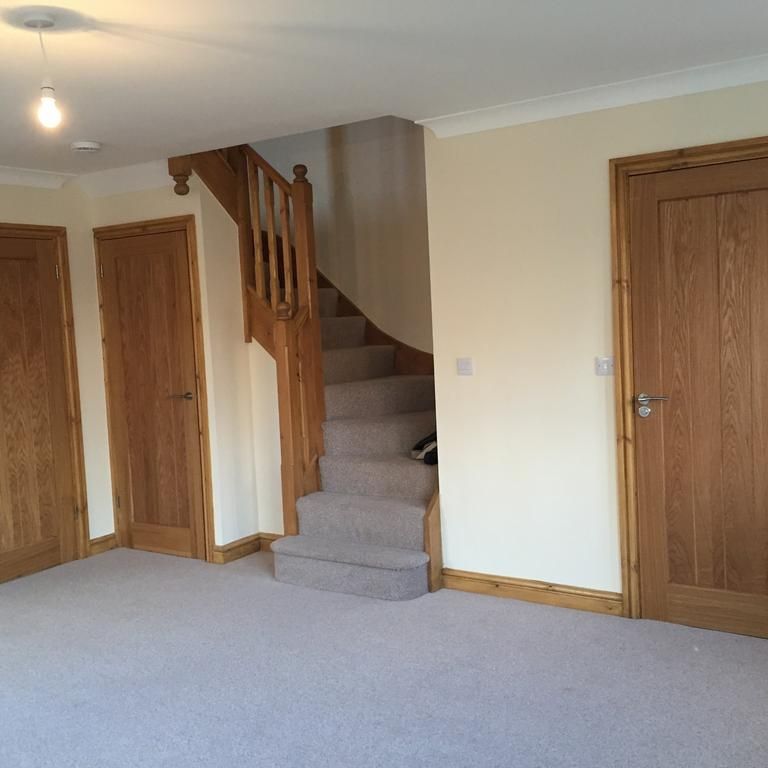 3 bedroom semi-detached house to rent - Photo 1