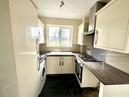 Halmshaw Terrace, Doncaster, DN5 - Photo 4