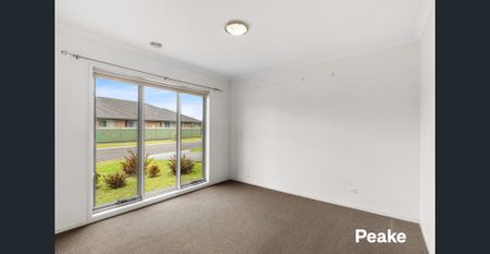 Convenient Comfort In The Heart Of Lakeside - Photo 5