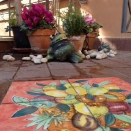 Trastevere-Terrace: 45sqm. Charming studio loft. Entrance, living room, separate kitchen, renovated bath, sleeping loft, large private terrace. Sunny, silent. Ref. 692 - Photo 5