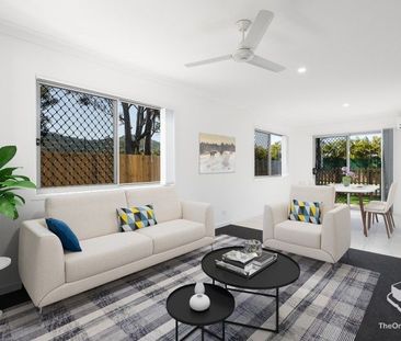 Near new townhouse for rent - Photo 1