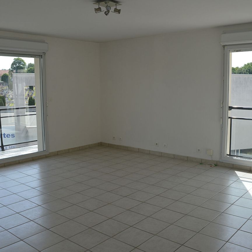 Location Appartement 3 pièces 79m² - Photo 1