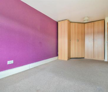 4 bedroom house to rent - Photo 2