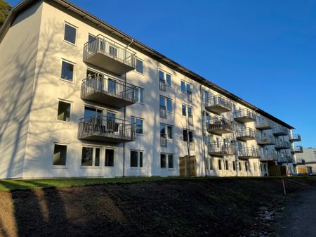 Nyborgsvägen, Stenungsund - Photo 3