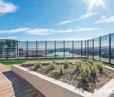 Heart of Belconnen Town - Photo 5