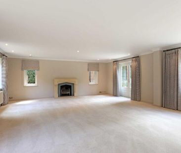 8 bedroom detached house to rent - Photo 1