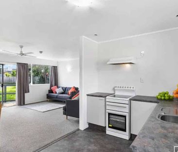 Two Bedroom Home! - Photo 5