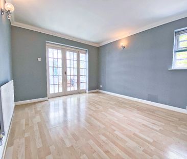 Minehurst Road, Mytchett, Camberley, Surrey, GU16 - Photo 1