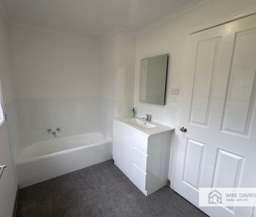 Comfortable & Convenient Living - Photo 3