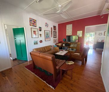 Westcourt - Photo 2