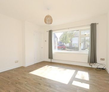 3 Bed Semi-Detached House, Tadcaster Crescent, S8 - Photo 2