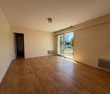 Location Appartement 2 pièces 44m² - Photo 3