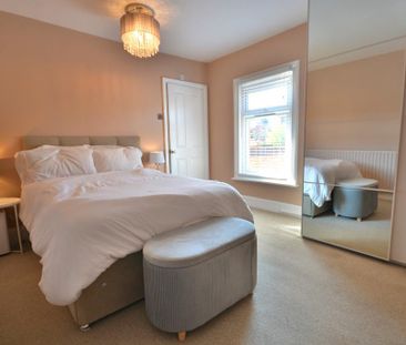 2 bedroom terraced house to rent - Photo 4