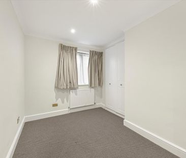 3 bedroom flat to rent - Photo 6