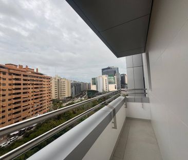 3 room luxury Flat for rent in Valencia, Spain - Photo 4