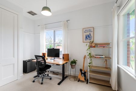 11 Anthony Street, Ormond VIC 3204 - House For Rent | Domain - Photo 5