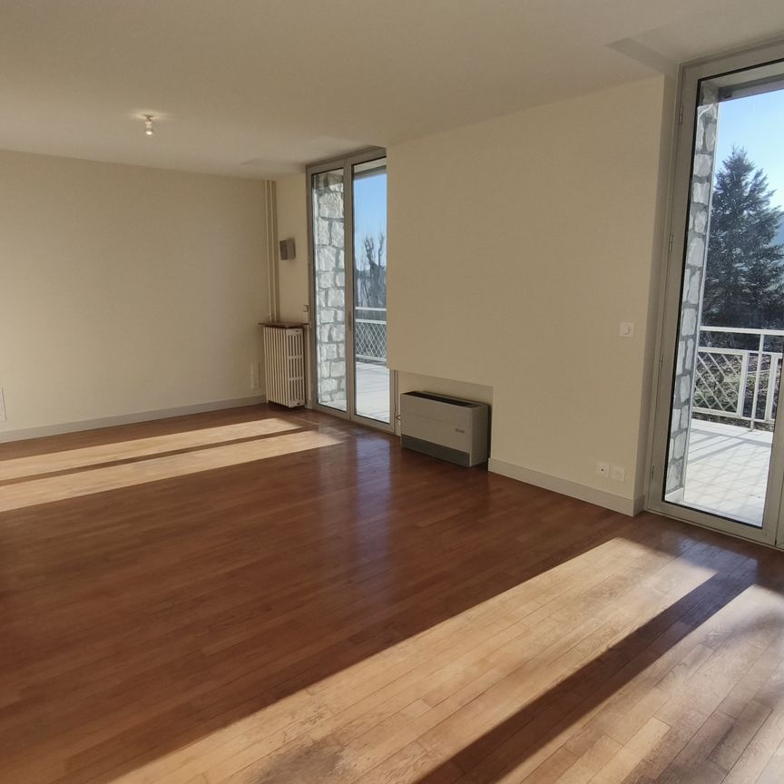 Location Maison 5 pièces 115m² SOUILLAC 46200 - Photo 1