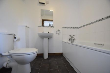 2 bedroom cottage to rent - Photo 5