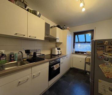 Ruhig gelegene 2,5-Raum-Wohnung mit Balkon - Photo 2