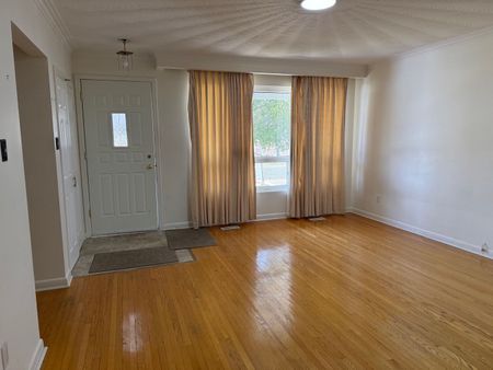 For Lease - 18 Harper Road Unit# (Upper), Brampton, Ontario - Photo 2