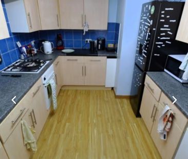6 Bed - 19 Thornville Terrace, Hyde Park, Leeds - LS6 1JT - Student - Photo 3