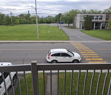5 1/2 , Haut Duplex - Photo 1