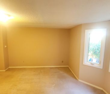 For Lease - 2545 Addingham Crescent, Oakville, Ontario - Photo 6