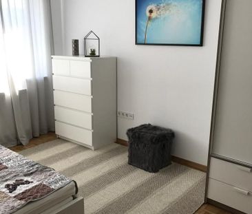 Apartament 2 camere decomandate etaj 3 din 4 str Petuniei Grigorescu - Fotografie 5